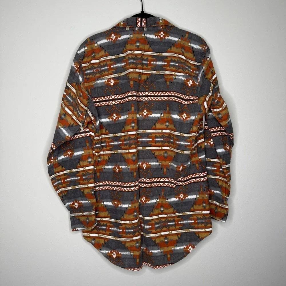 Geometric Patterned Button-Up Shirt